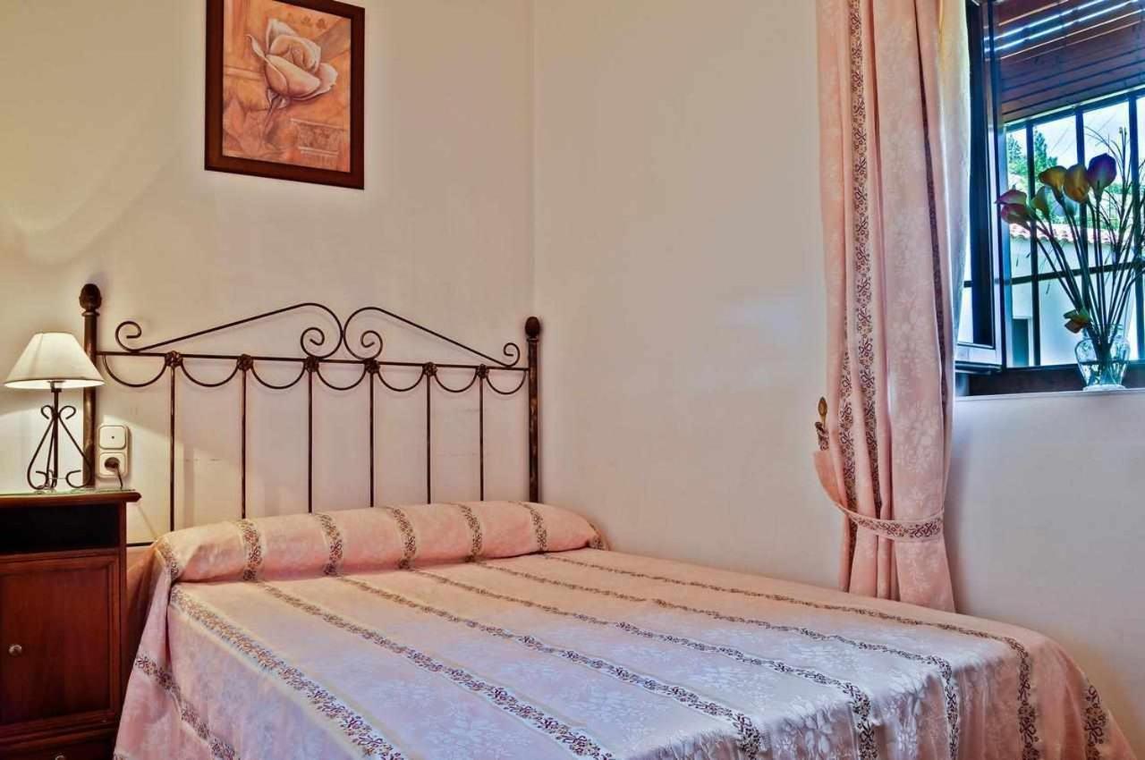 Casa Rural Las Huertas De Roque Моначиль Экстерьер фото