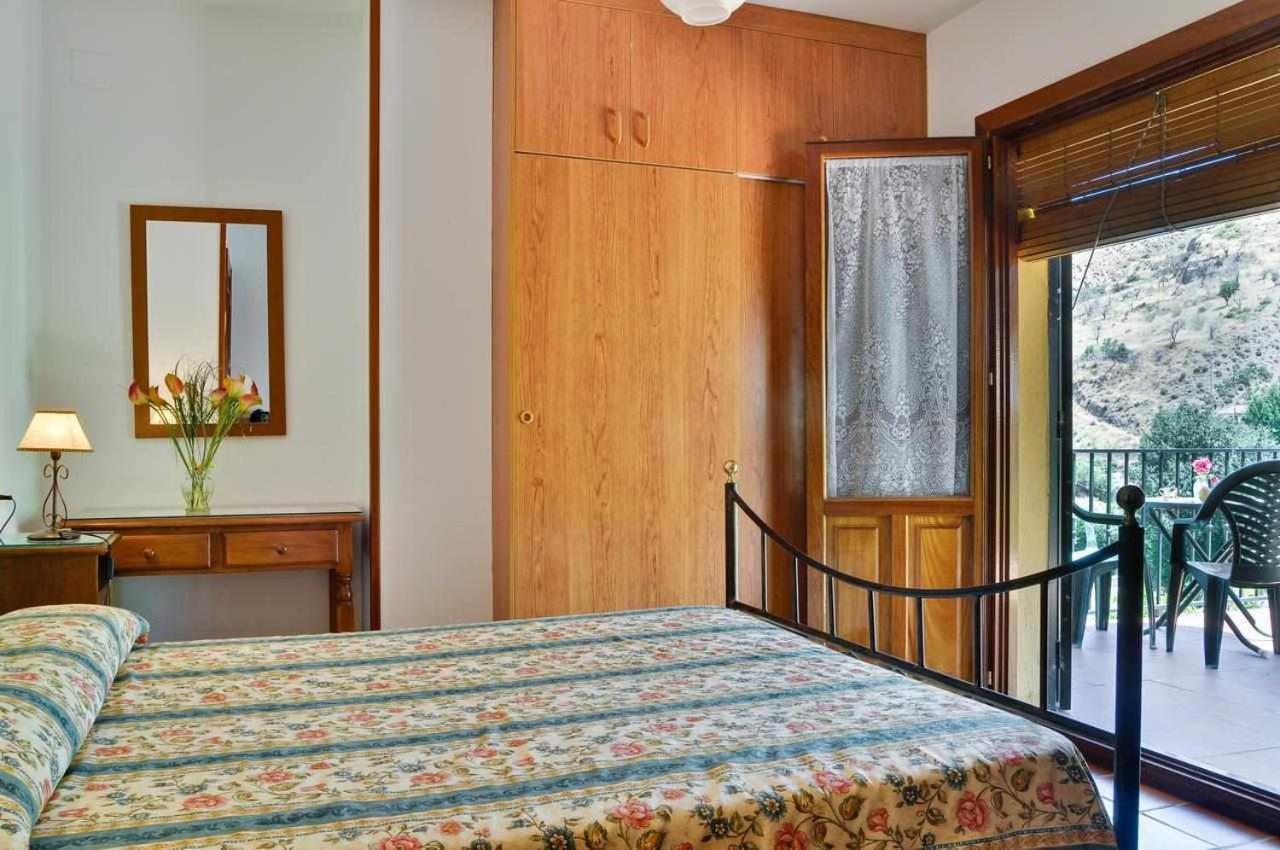 Casa Rural Las Huertas De Roque Моначиль Экстерьер фото